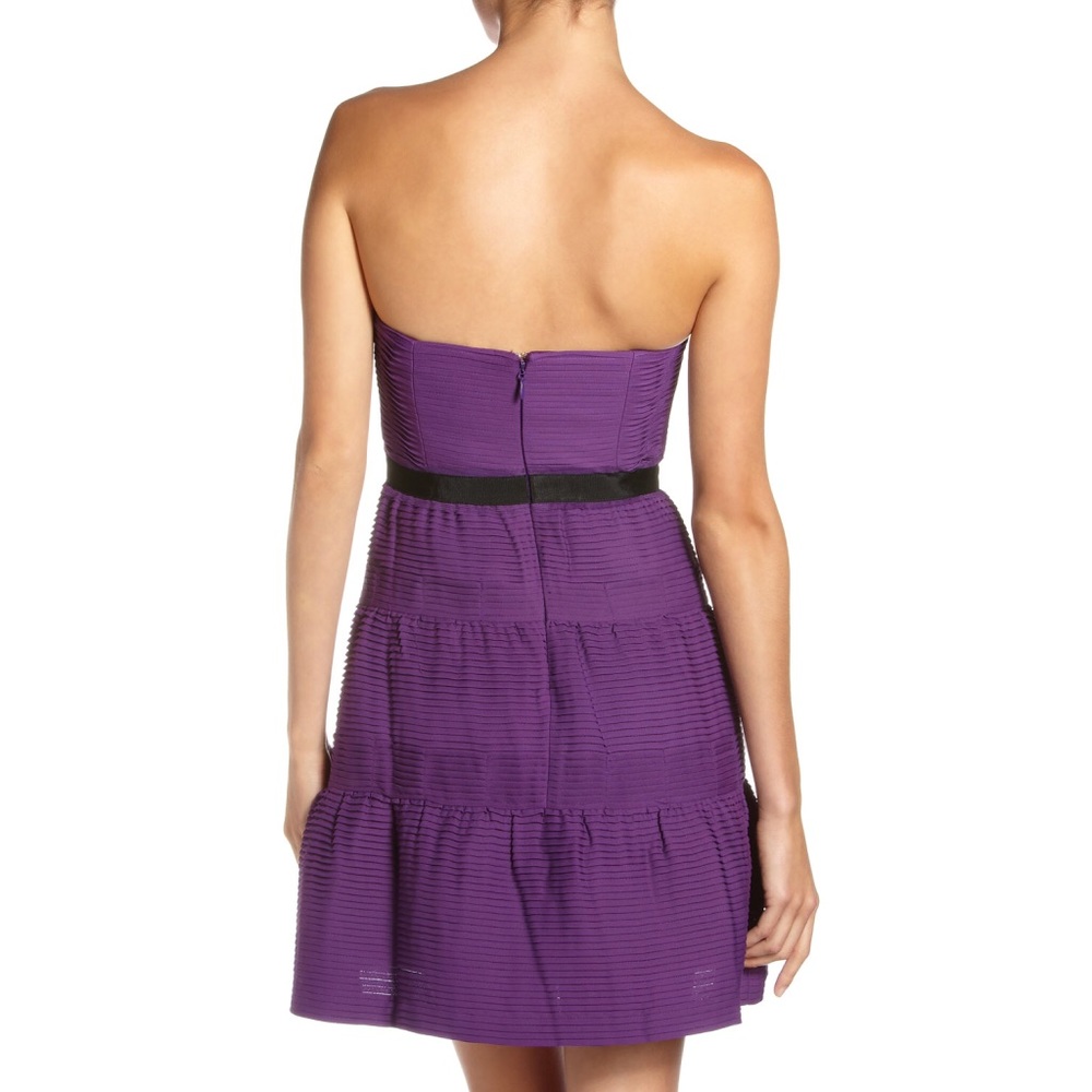 {BCBGMaxAzria} Woven Tiered Dress - Picture 2 of 8